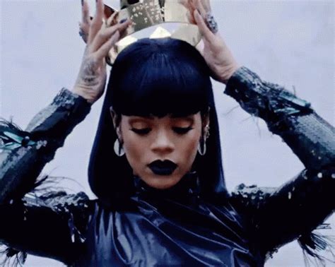 rihanna hot gif|28 Epic Rihanna GIFs for Every Mood .